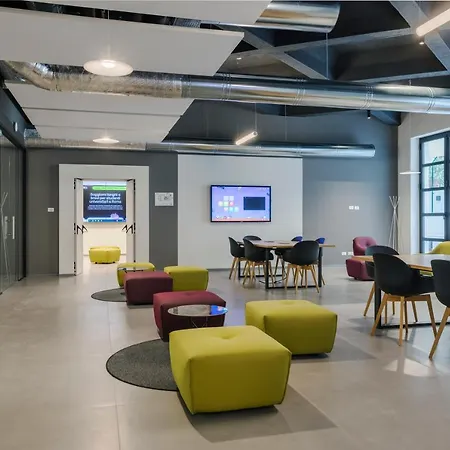 Dotcampus Center Ξενοδοχείο 3*