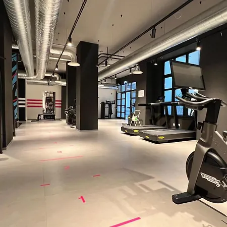 酒店 Dotcampus Center