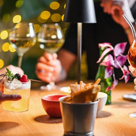 Hotel Dotcampus Center 3*