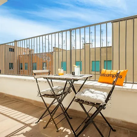 Dotcampus Center Hotel