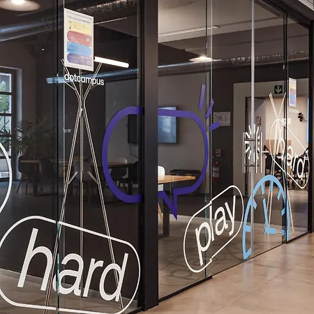 Hotel Dotcampus Center