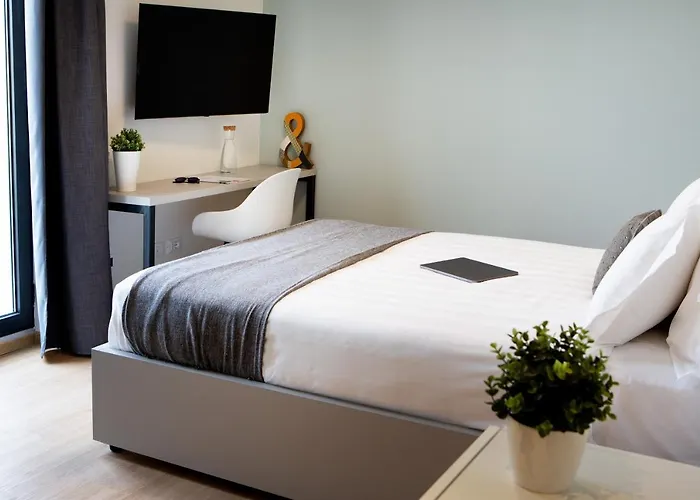 Ξενοδοχείο Dotcampus Center